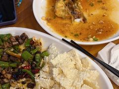 -小厨子私房菜·云南美食店