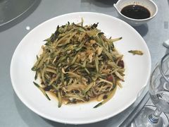 -六泰居·尔滨地标·东北菜(泰山路店)