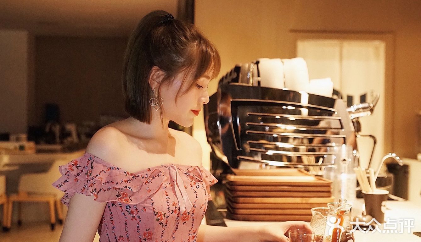 嘉兴探店 | PRLL COFFEE披耳咖啡