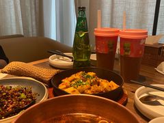 小锅米线-云海肴云南菜(浦江欢乐颂店)