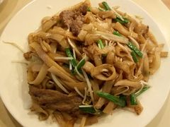 干炒牛河-玲又珑美食(盘福路店)