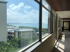 -三亚湾海居铂尔曼度假酒店