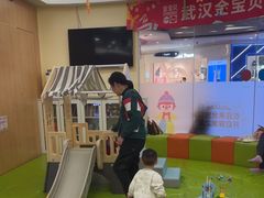 -金宝贝早教中心(徐东群星城中心)