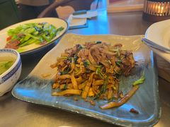 -潮界(LU·ONE凯德晶萃广场店)