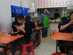 -曹宝林砂锅麻辣烫(星光路店)