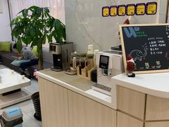 -维乐口腔·埃齐门诊(静安店)