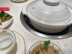 -三人行骨头王火锅(长寿店)