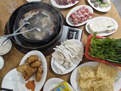 滋补养生清汤-濠轩阁特色生蚝火锅总店