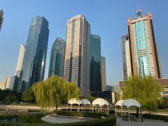 -陆家嘴中心绿地