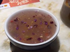 -绿茶餐厅(西湖银泰百货店)