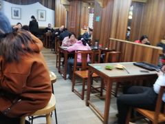 大堂-亮亮面馆(经六路店)