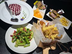 -辣尚瘾·烤鱼·新川菜(牡丹园直营店)