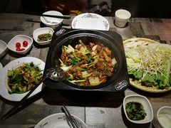 -鸣牌鸡煲(大岭山店)
