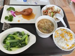 -莲芯花月子会所