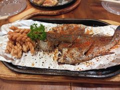 -老东镇啤酒屋海鲜加工·蒸汽海鲜·海鲜烧烤(台东店)