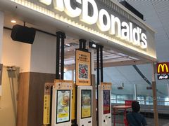 -麦当劳(深圳北站B2检票口楼上)