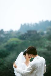 -雨墨婚纱摄影工作室
