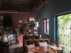 -初见咖啡(青大路店)