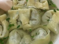 荠菜肉冷馄饨-潘国仙耳光馄饨(黄家阙路店)