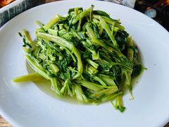 -吴越荣记苏州菜·松鼠桂鱼100%活鱼现做(斜塘老街店)