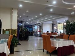 -大鸭梨烤鸭店(金顶街店)