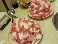 -洞庭洲·防空洞火锅·烧烤·铜锅涮肉(新百广场店)