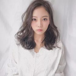 -GIRL STYLE 烫发·染发沙龙