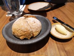 餐前面包-Erman岩烧牛排(虹桥南丰城店)