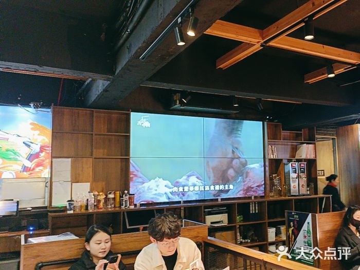 在老街·淮安大排档·甜麻干煸龙虾·烧烤(河下古镇店)图片