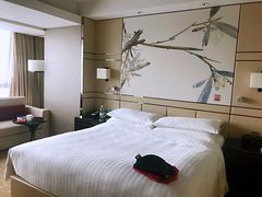 -上海宝华万豪酒店