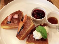 生日蛋糕-Common Table · Brunch & Coffee