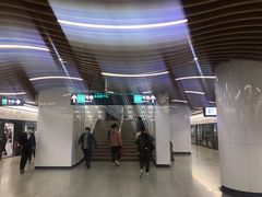 -汉中路(地铁站)