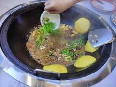 -70後铁锅炖(坡博总店)