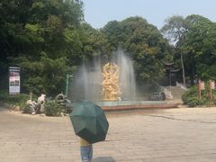 -伊岭岩风景区