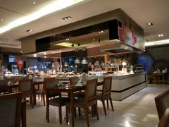 -昆山裕元花园酒店·温莎西餐厅
