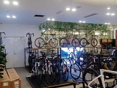 -英派斯健身旗舰店(海信国际中心馆)
