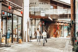 -四叶草环球旅拍