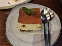 提拉米苏-斯比特花园西餐厅(东方商厦店)