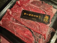-牛YO寿喜烧·铁板烧和牛火锅自助(市府恒隆店)