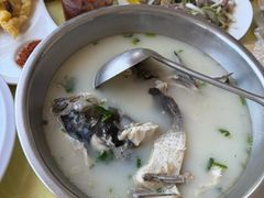-雪湖煜辰鱼头老店(雪野湖店)