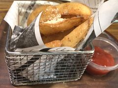 薯角-I HOLIC艾豪丽披萨(KKone店)