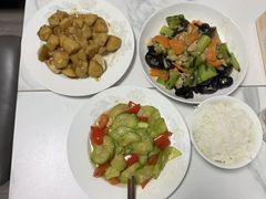 -葱妈母婴医护月嫂中心(浦东店)