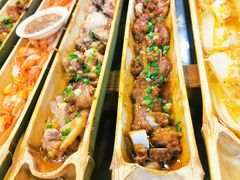 -胡须哥网红竹筒菜
