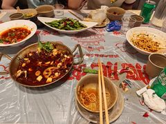 -肥肥虾庄·金牌油焖大虾(汉口城市广场店)
