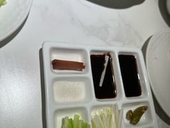 -小桃红·东北菜·春饼烤鸭(南阳湖街店)