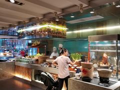 自助取餐区-松山湖凯悦酒店·Café自助餐厅·周末火舞秀表演