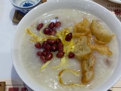 荔湾艇仔粥-赏点粤式点心(广州塔店)