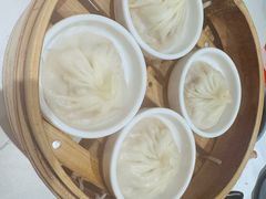 黑松露蟹粉小笼-馋三尺蟹粉小笼(人民广场店)