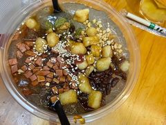 -拈签一笑黄牛肉辣卤串串
