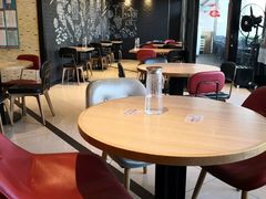 大堂-必胜客(WOW中心城店)